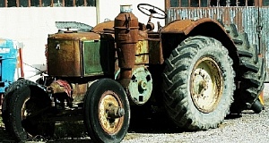 Tractor Vierzon 551, tractores antiguos, colección maquinaria agrícola