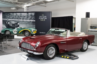 subasta coches clásicos de Aston Martin por Bonhams