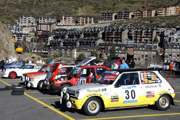 Coches Clásicos en Andorra, (Pirineos)Andorra Winter Rally,renault 5 copa, renault 5 turbo,peugeot 205 gti