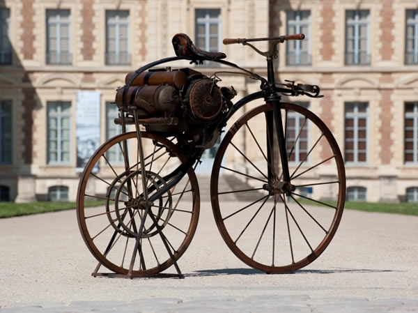 Motocicleta Perreaux de 1871