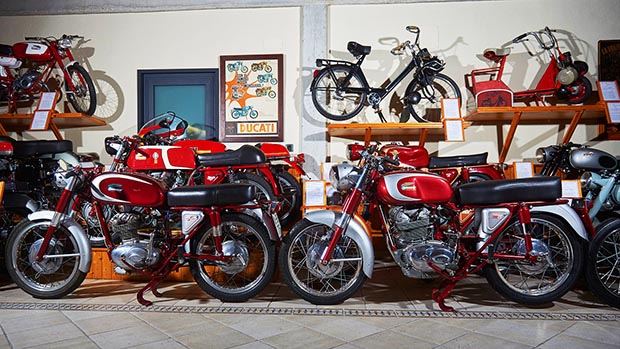 Museo de Guadalest  Alicante Motos