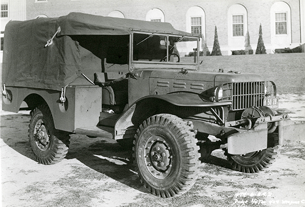 1940s Dodge Weapons Carrier,